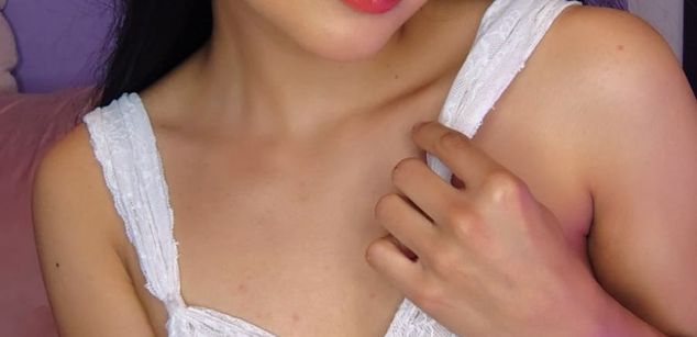 Model - Bella Sky Dominatrix