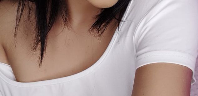 Model - Bella Sky Dominatrix