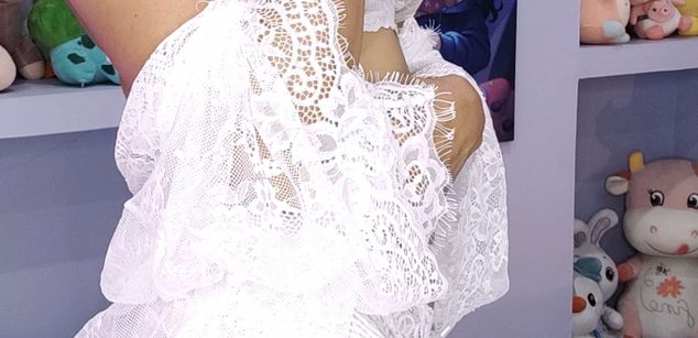 Model - Bella Sky Dominatrix