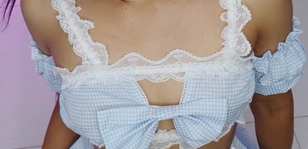 Model - Bella Sky Dominatrix