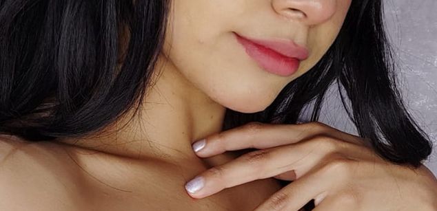 Model - Bella Sky Dominatrix