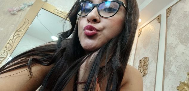 Model - Zoe Roux  ass