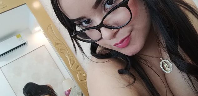 Model - Zoe Roux  ass