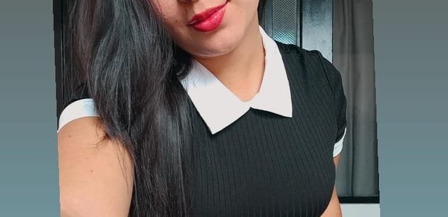 Model - Iris Moira feet