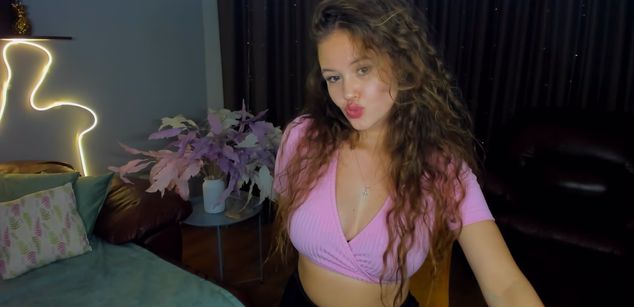 Model - BeatriceTracey fastresponse