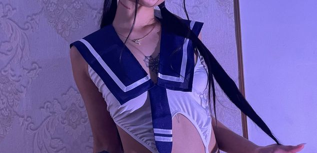 Model - Cata Stones latina