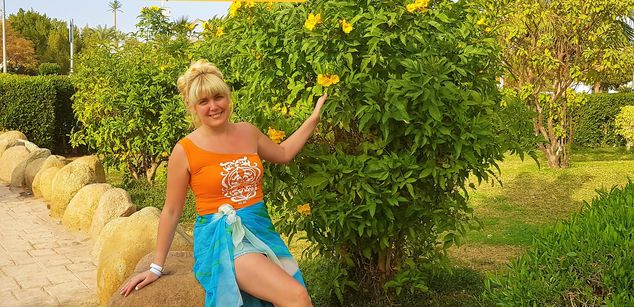 Model - Miss Sylvia bigass