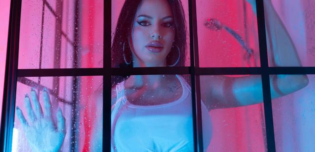 Model - CamilleOwnes femdom