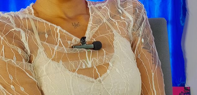 Model - I am Sel glasses