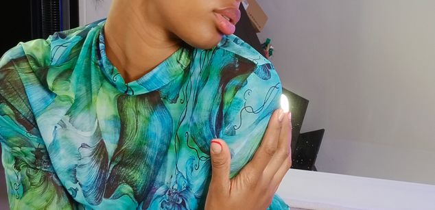 Model - I am Sel glasses