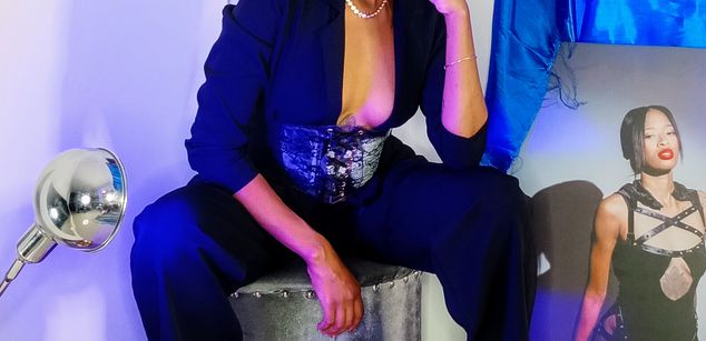 Model - I am Sel glasses