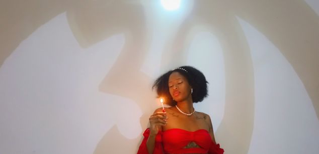 Model - I am Sel glasses