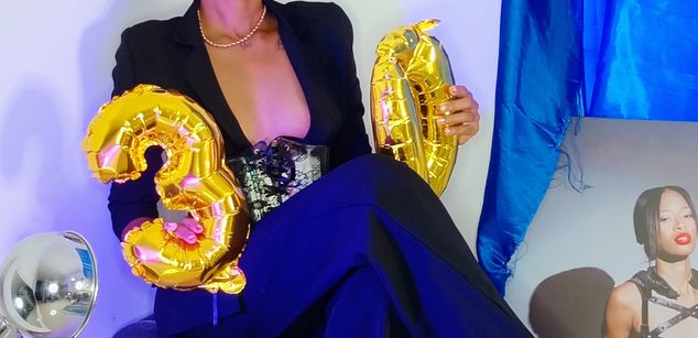 Model - I am Sel glasses