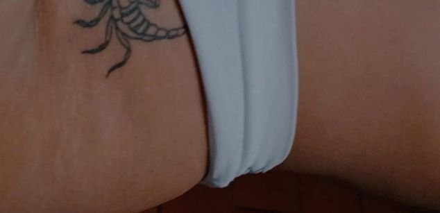 Model - Olivia slave