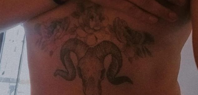 Model - Olivia slave