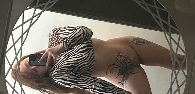 Model - rouse foster feet