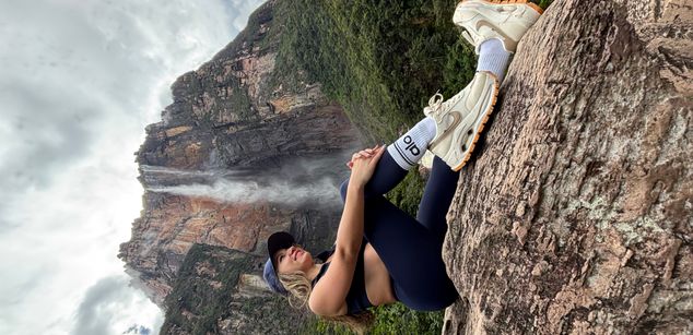 Model - Veronica Hot naked