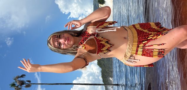 Model - Veronica Hot naked