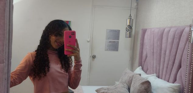 Model - Eimy Sanchez feet