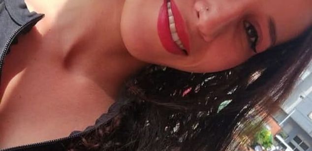 Model - Eimy Sanchez feet