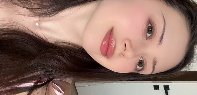 Model - lolixication cute