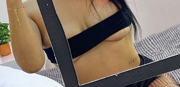 Model - Brianna Hill teen