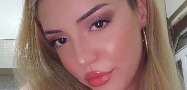 Model - RUSLLANA Come