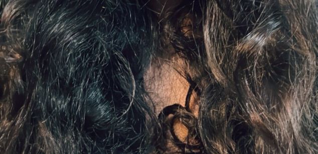 Model - Lyon White cum