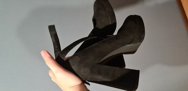 Model - TheTrixy bigass