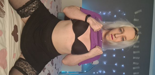 Model - TheTrixy bigass