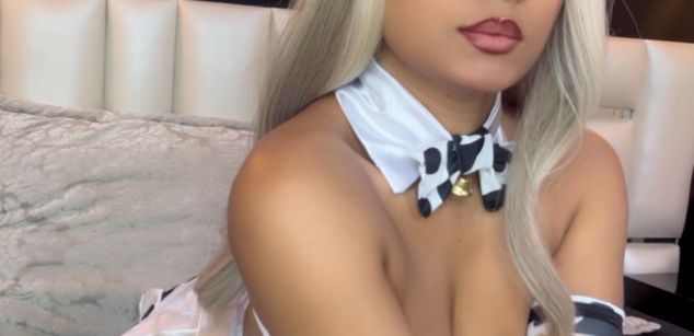 Model - SofiaLaurents Blackmail