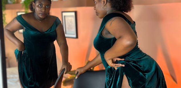 Model - Nany Moreno hairy