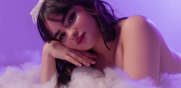 Model - Electra Rouse young