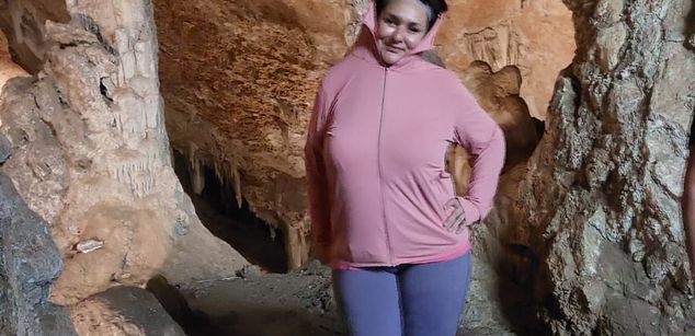 Model - Selene mature