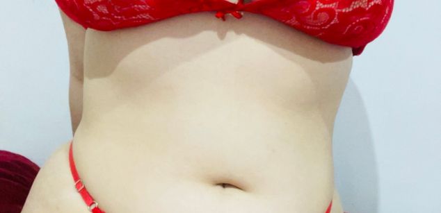 Model - Kiara HallowTease