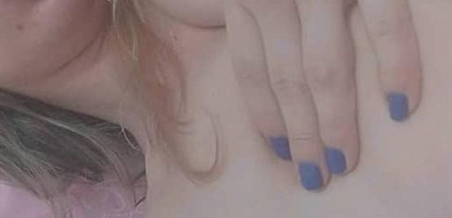 Model - Heidy Kung teen