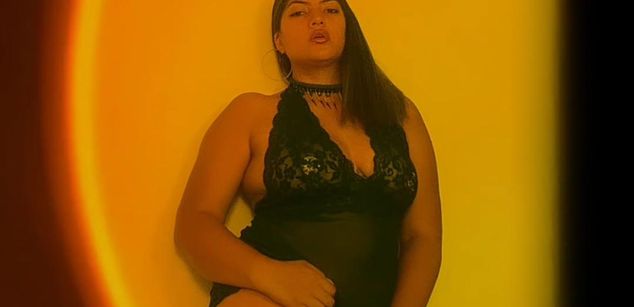 Model - Fetish Wayraa latina