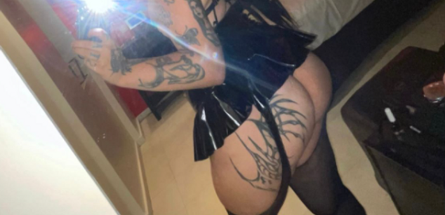 Model - Princess Azukar Nasty cei