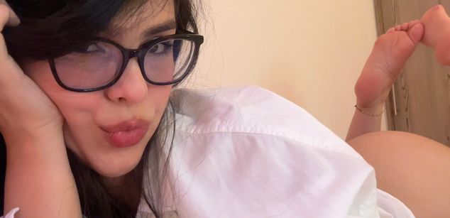 Model - MarilynMiller__ fingering