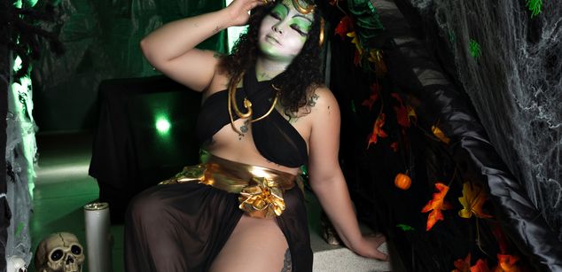 Model - Ayla_martinez dirty