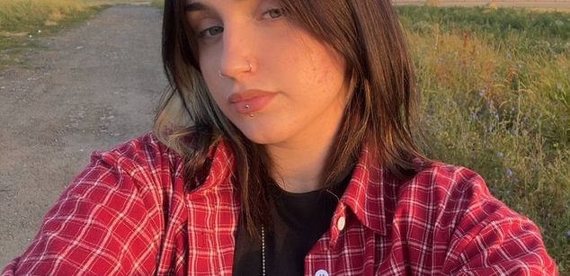 Model - VelvetNote oil