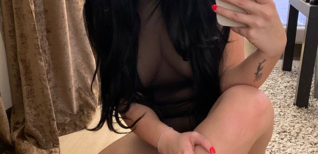 Model - Betty.Ice_Official slim