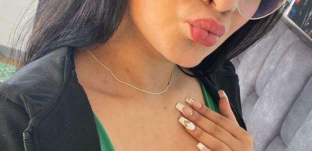 Model - Dulce_amg pvt