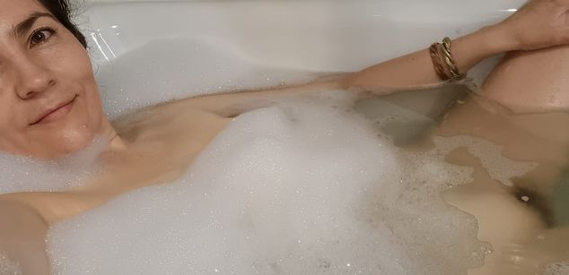 Model - EVA X squirt