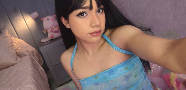 Model - Bella Sky Dominatrix