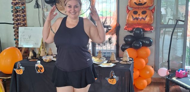 Model - Selene mature