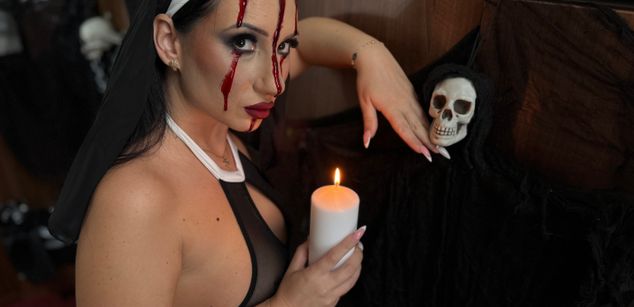 Model - BeckyShine mature