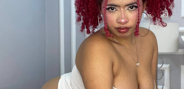 Model - Idun Brunette dirty