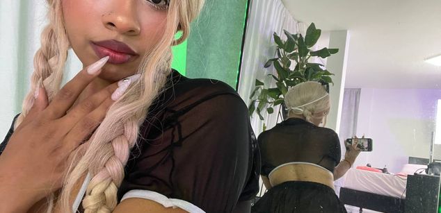 Model - Idun Brunette dirty