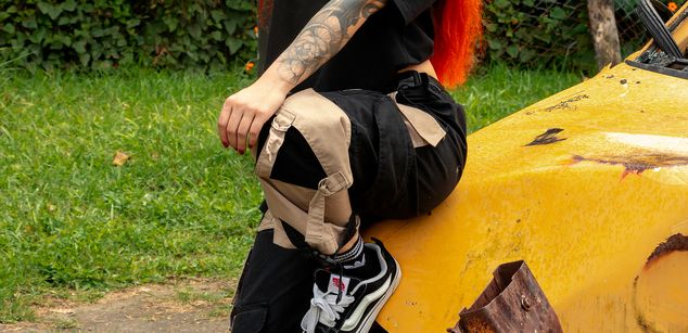 Model - Polygonnia cuckold